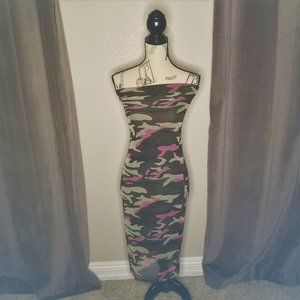 NWOT- Pink camo, filled, midi, tube dress